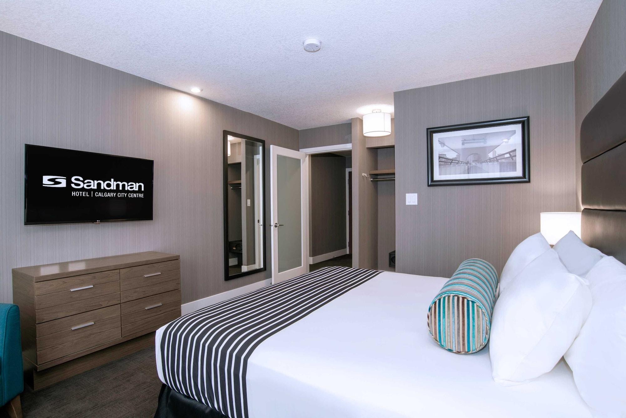 Sandman Signature Calgary Downtown Hotel Esterno foto